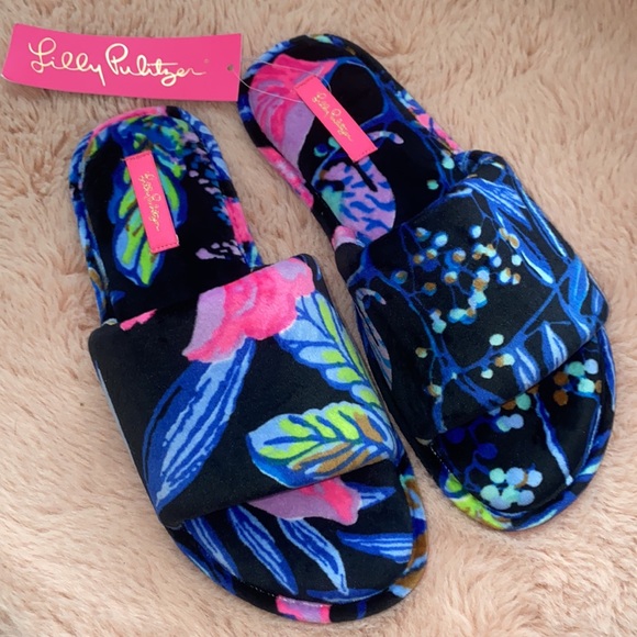 Lilly Pulitzer Shoes - NWT LILLY PULITZER Maritime Slipper in Onyx Earned Stripes Size 7/8